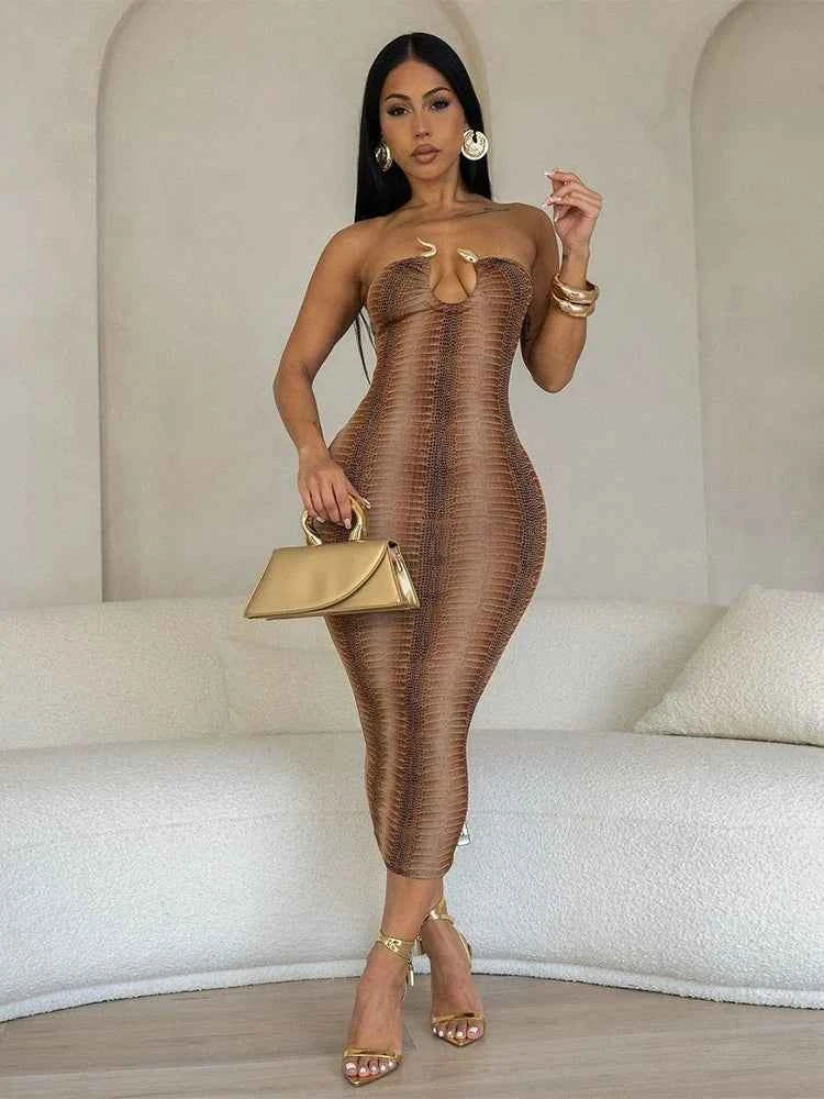 Weird Puss Gradient Strapless Dress. Women Metal Rings Low-Neck Backless Skinny Peach Hip Midnight Club Party Dress.